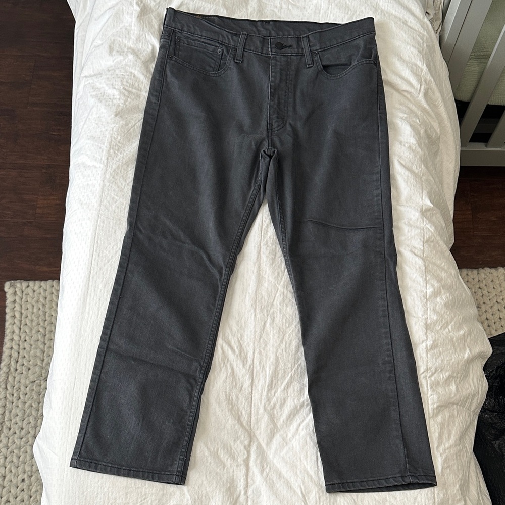 Men's Levi Jeans